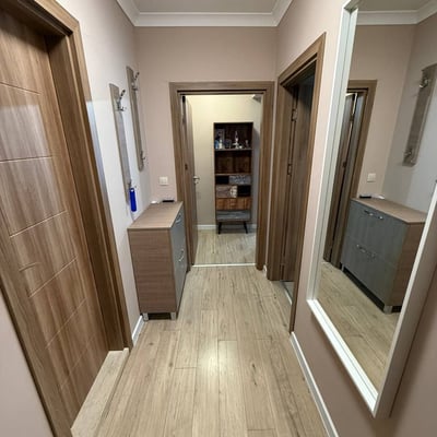 Miete einer gemütlichen 2-Zimmer-Wohnung im Stadtzentrum von Varna, Bulgarien